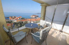 BMV room with east island view